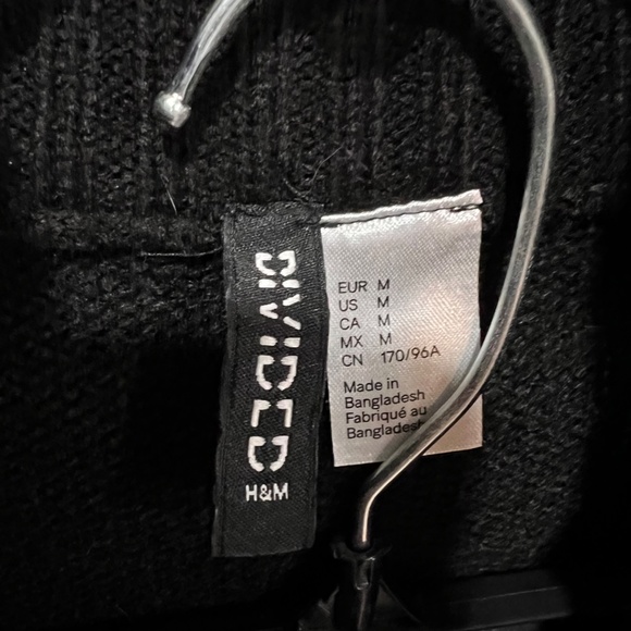 Divided Black Crop Cardigan - Picture 2 of 3